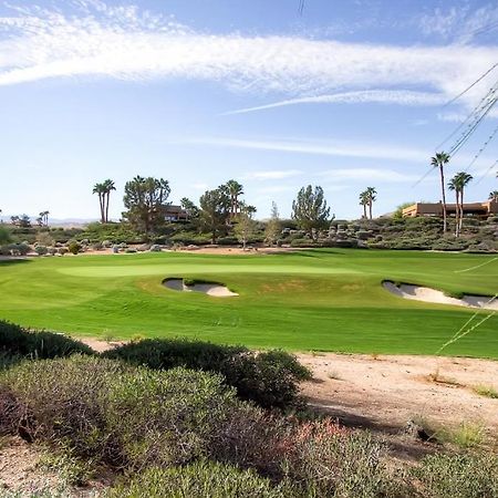 Country Club Home 2 Bedroom 2 Ba And Den About 1 Mi To Golf ボレゴ・スプリングス エクステリア 写真